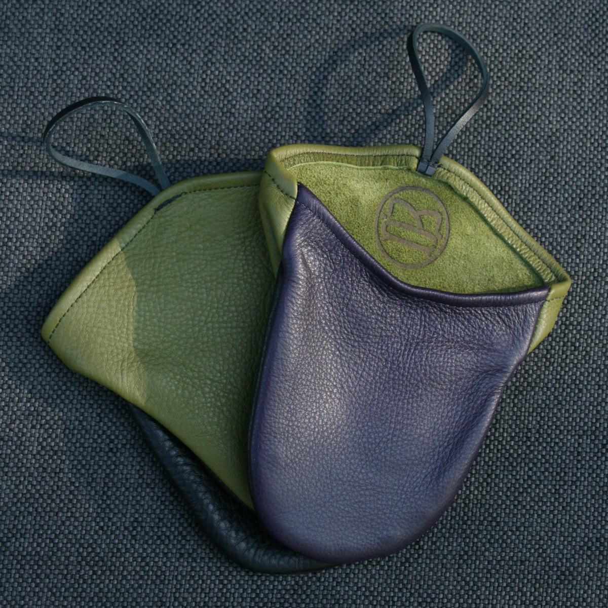 Half Oven Mitt (Colors): Concord Grape &amp; Green &amp; Black