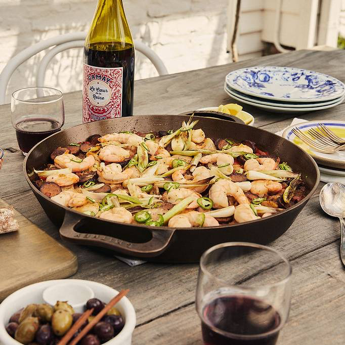 Smithey No. 14 dual handle Skillet